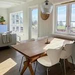 Romantisk Landsted Med Fjordudsigt Pa Amoy *