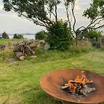 Romantisk Landsted Med Fjordudsigt Pa Amoy Σπίτι διακοπών