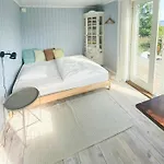 Romantisk Landsted Med Fjordudsigt Pa Amoy