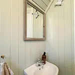 Romantisk Landsted Med Fjordudsigt Pa Amoy Ferienhaus