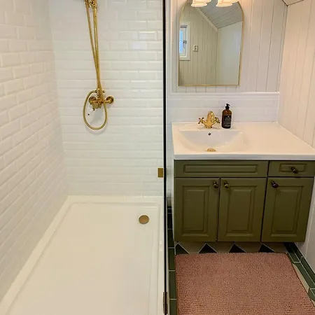 Romantic Country With Fjord Views On Amoy