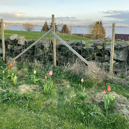 Romantisk Landsted Med Fjordudsigt Pa Amoy
