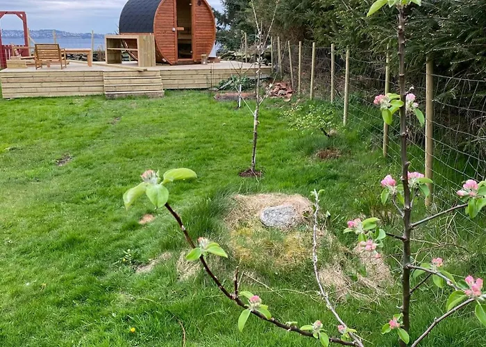 Romantic Country With Fjord Views On Amoy