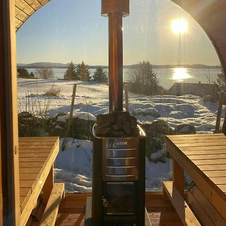 Feriehus Romantic Country With Fjord Views On Amoy